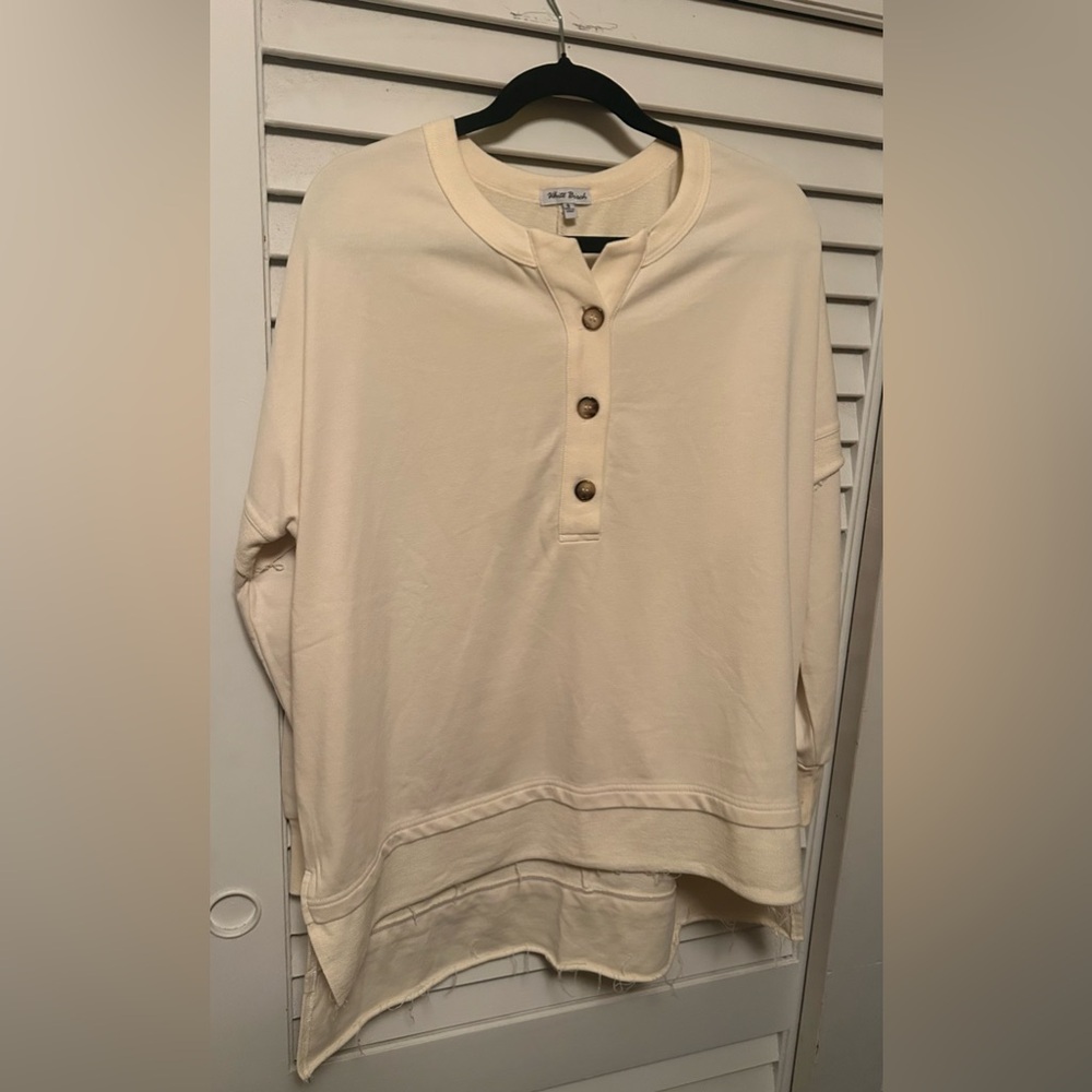 White Birch Cream‎ Button-Up Top